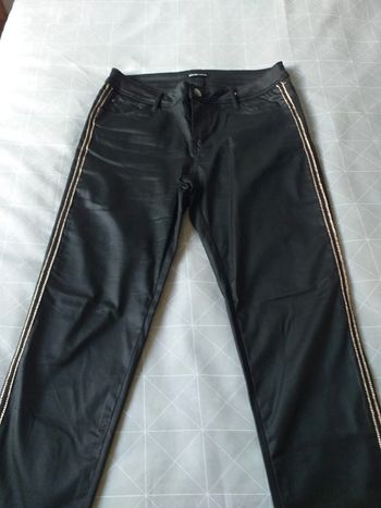 Pantalon en simili cuir