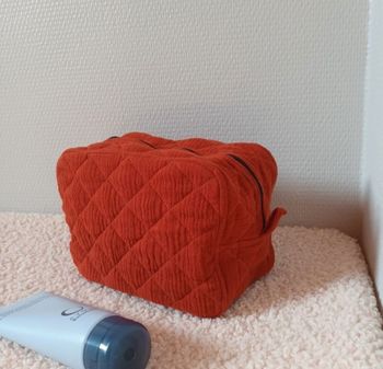 Trousse maquillage gaze de coton matelassée rouille 