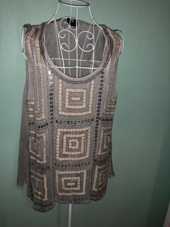 Débardeur de marque NU taille 44