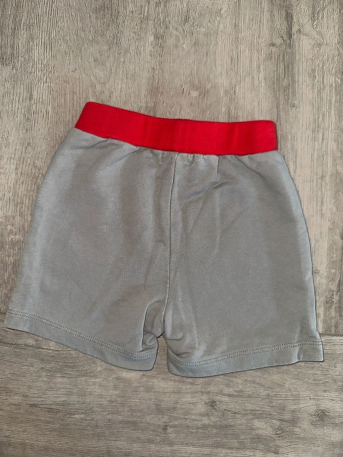 Short Ferrari - photo numéro 3