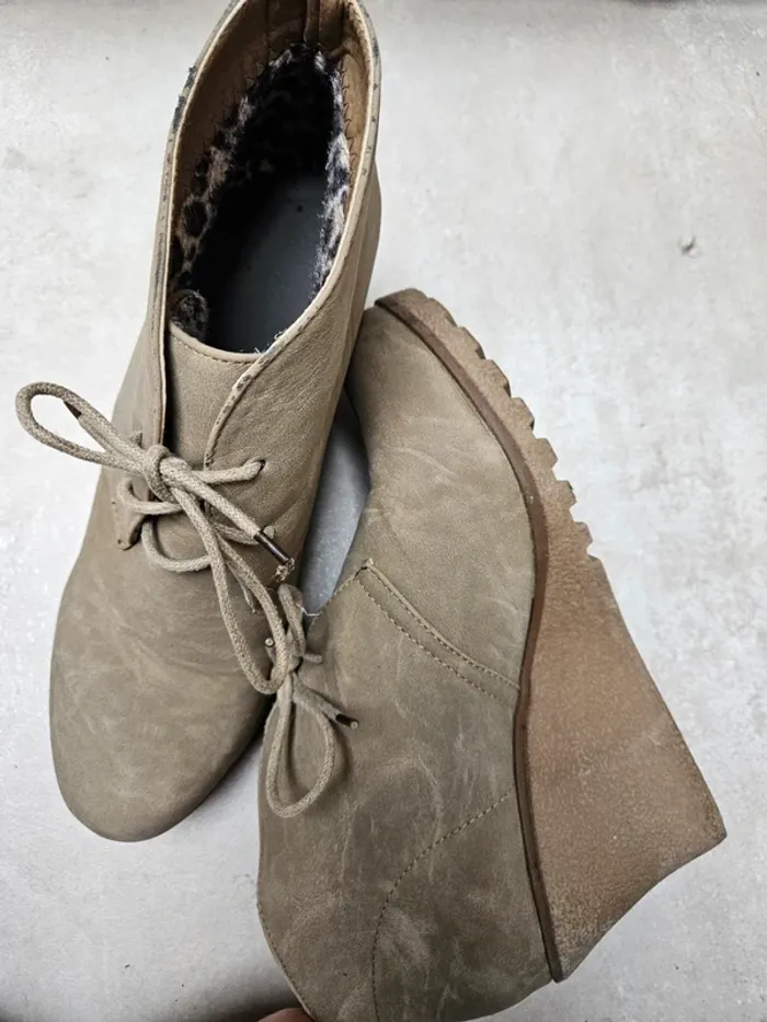 Bottines compensées taille 40 - photo numéro 2