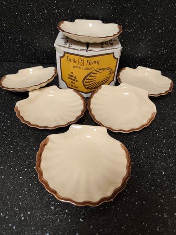 Lot de 6 plats / caquelons / coquilles Saint-Jacques en Grès