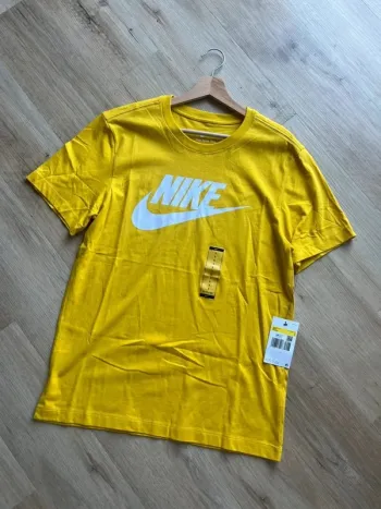 T-shirt Nike Jaune S