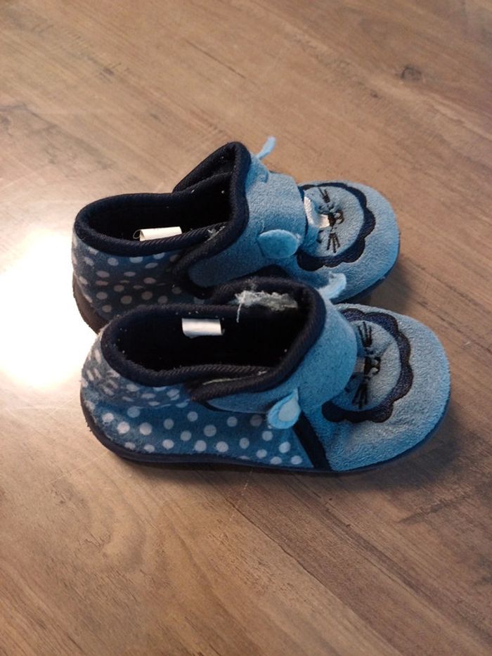 Chaussons taille 25 - photo numéro 4