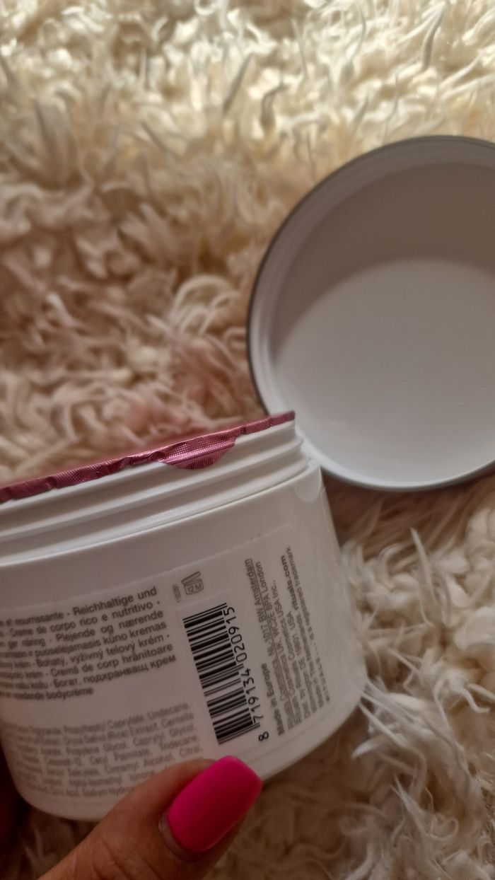 Le Rituel de Sakura - Crème pour le Corps - photo numéro 8