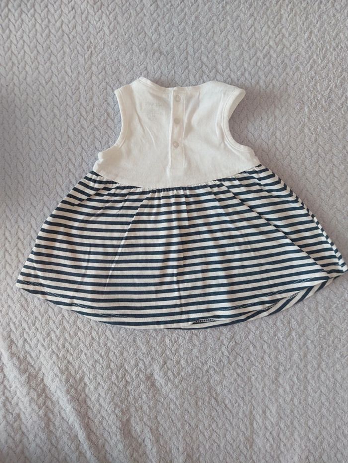 Robe bébé - photo numéro 2