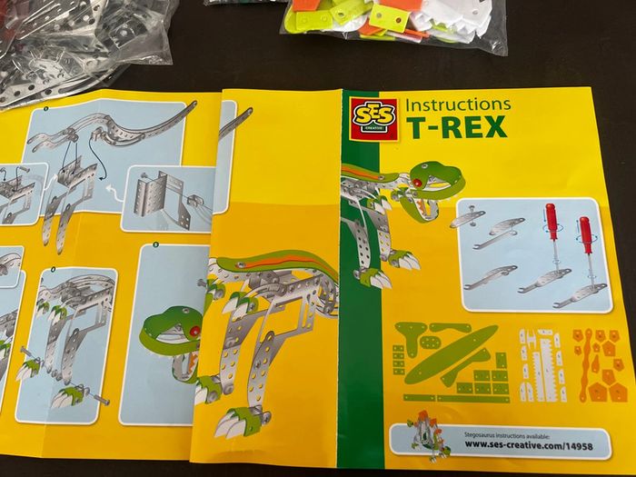 SES Creative 14958 - Dinosaure métallique à construire - photo numéro 7