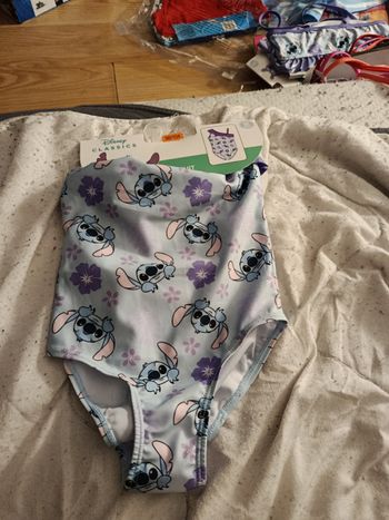 Maillot de bain taille 98 104 Stitch 