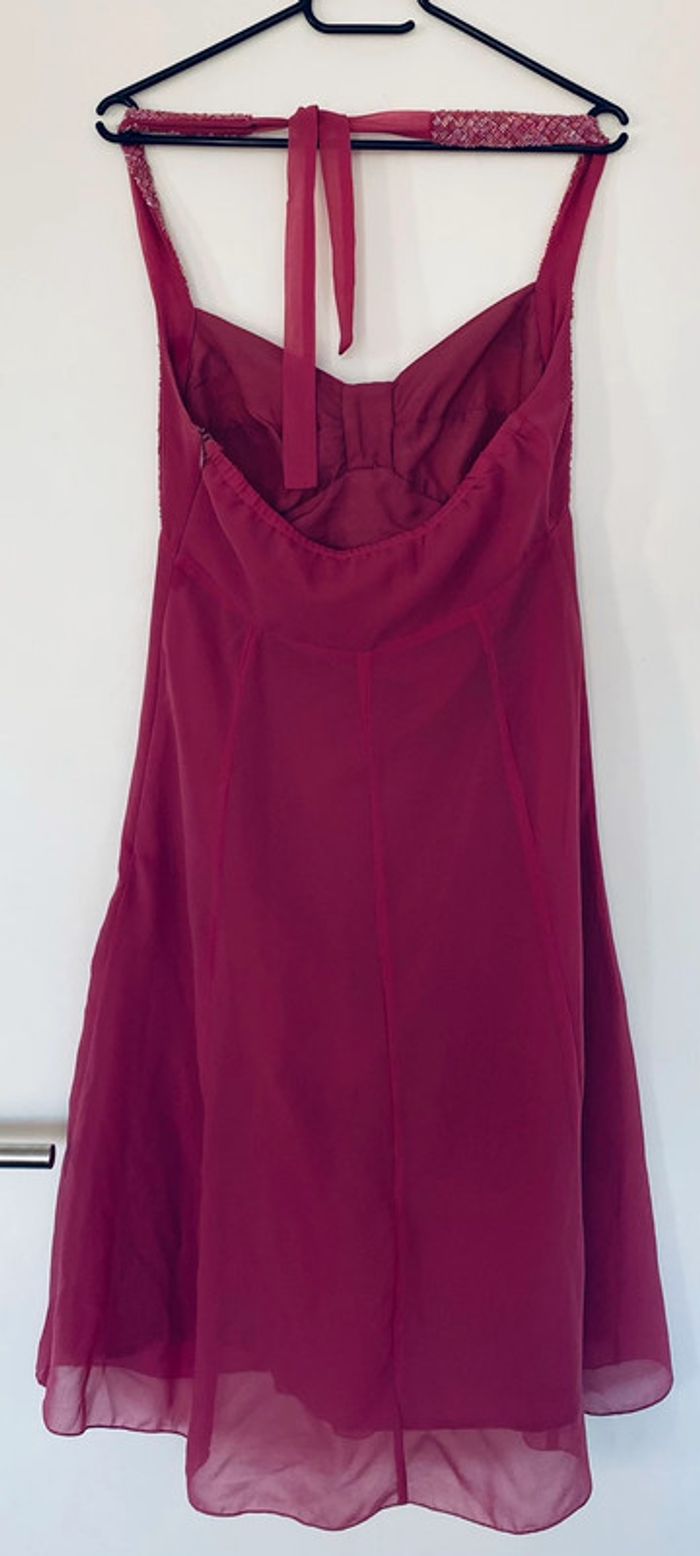 Robe dos nu - photo numéro 2