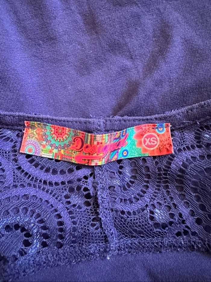 T-shirt en dentelle bleu marine Desigual T34 XS - photo numéro 6