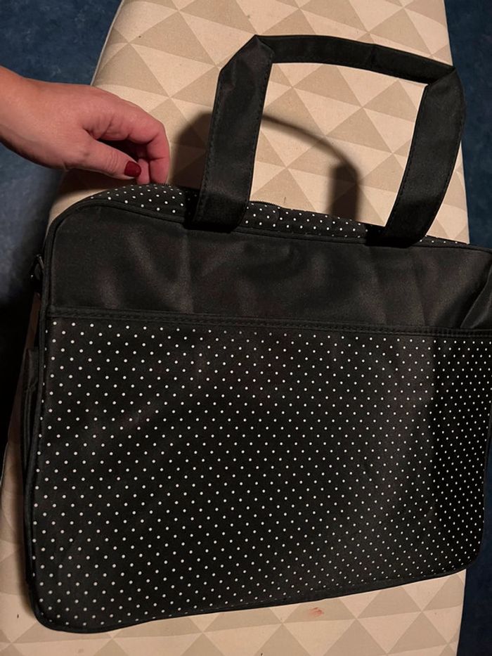 sacoche avec accessoires neufs - photo numéro 6