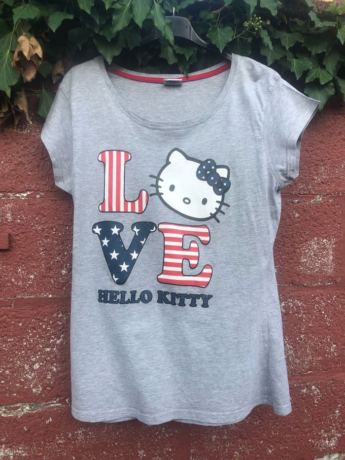 T-shirt Hello Kitty taille M