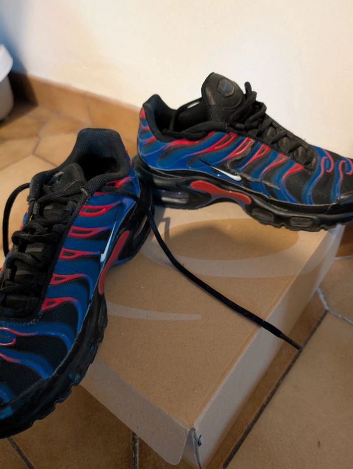 Baskets Nike TN pointure 38,5 avec facture d'achat Authentique - photo numéro 2