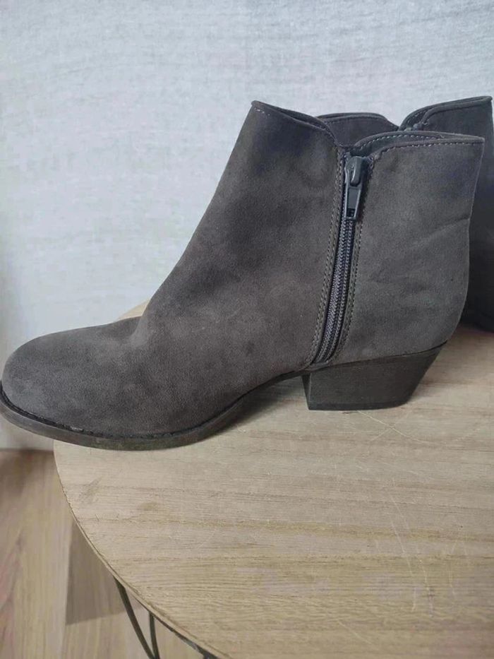 Bottines grises - photo numéro 4