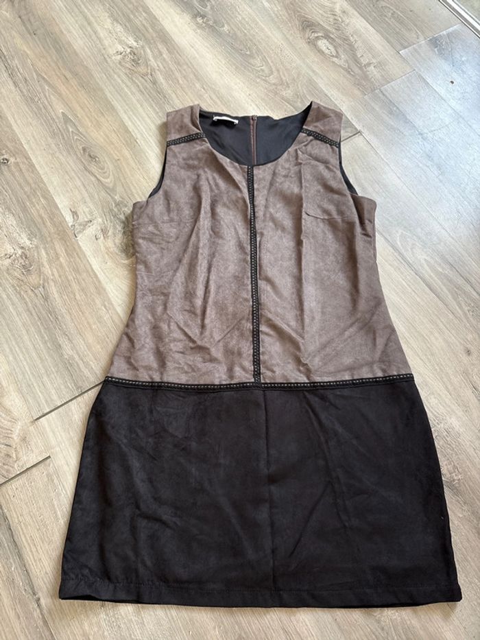 Robe femme - photo numéro 2