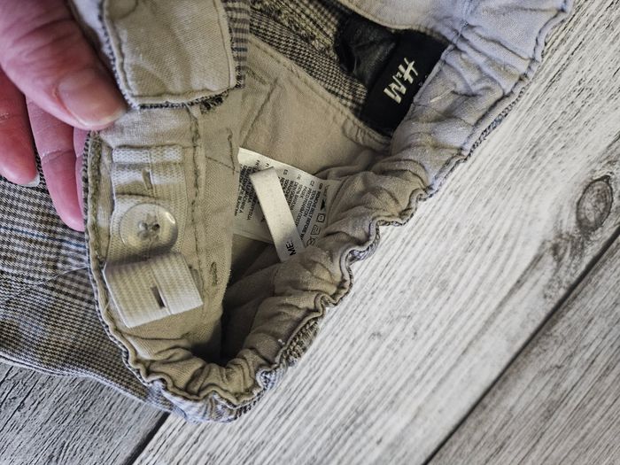 Pantacourt H&M 5ans - photo numéro 2