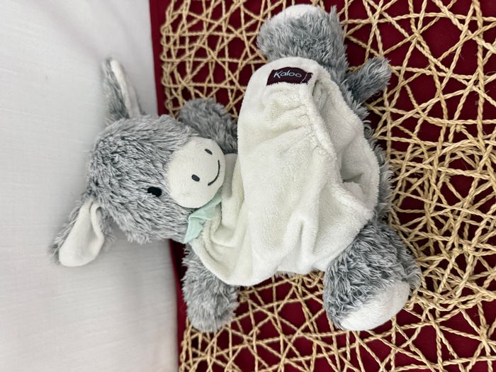 Doudou marionnette ânon Régliss' Kaloo Les Amis