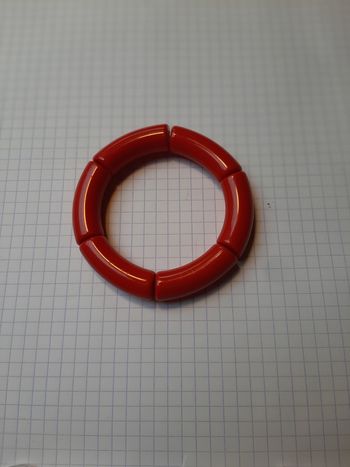 Bracelet rouge en pvc