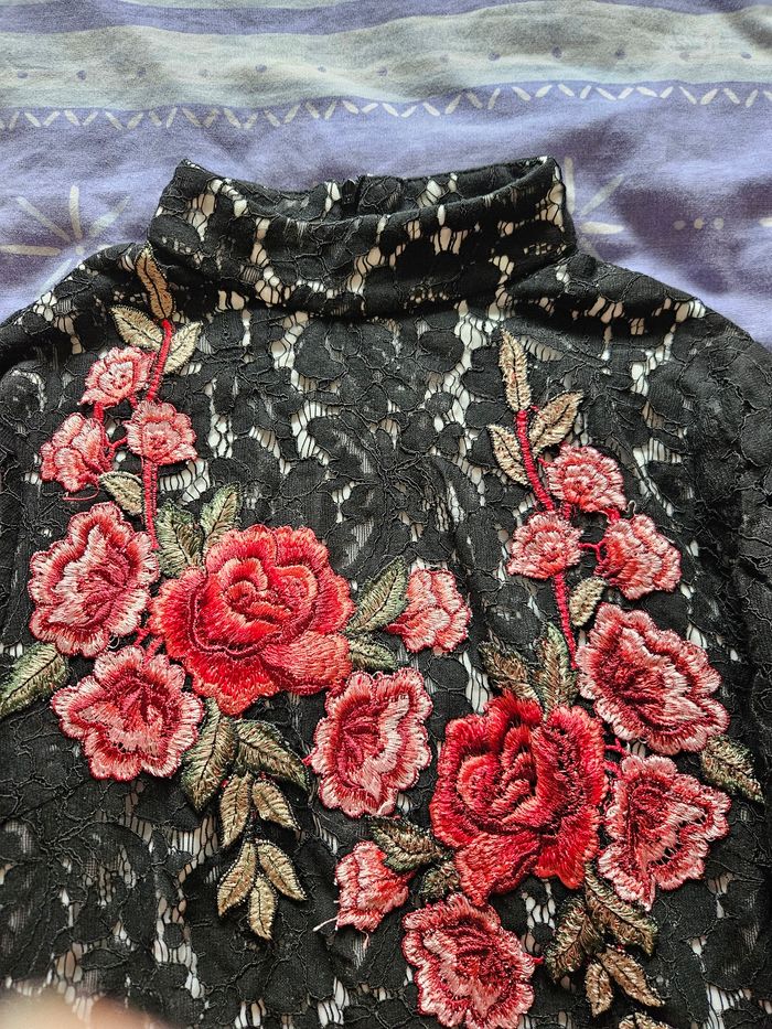 Robe noire - photo numéro 3