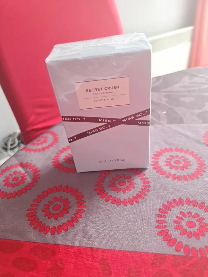 Eau de parfum secret crush