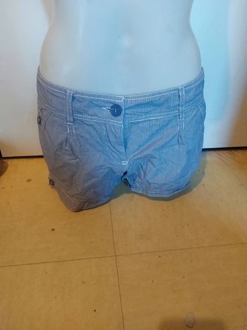 Short femme camaïeu