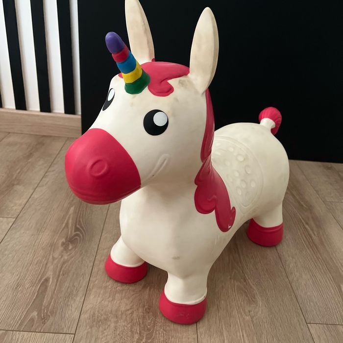 Licorne sauteur