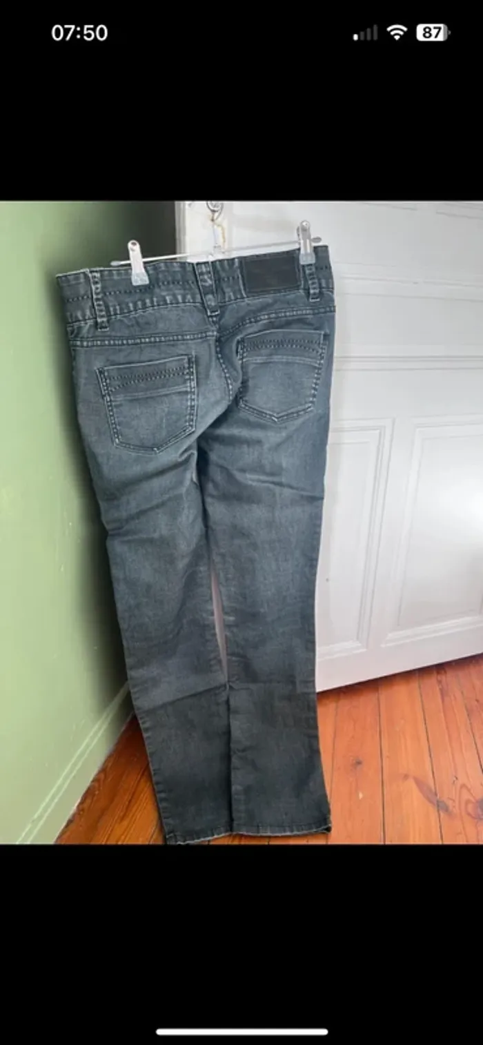 Jean Vero Moda taille 38/40 - photo numéro 2