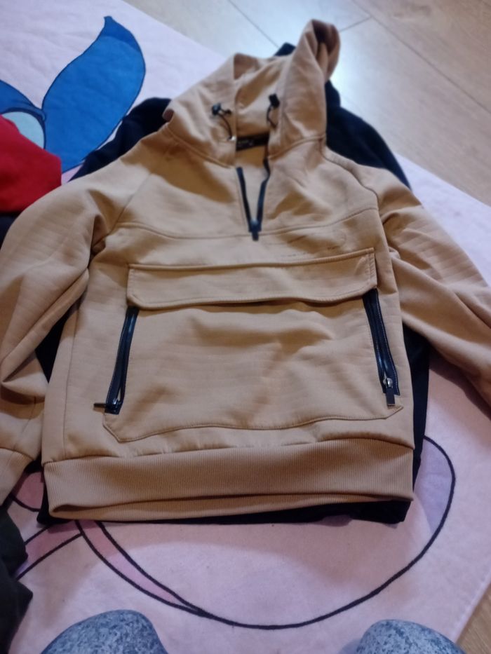 Pulls et 2 jogging 14 ans garcons - photo numéro 4