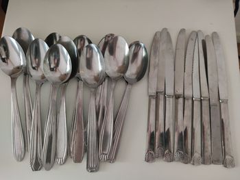 Lot 23 couverts inox