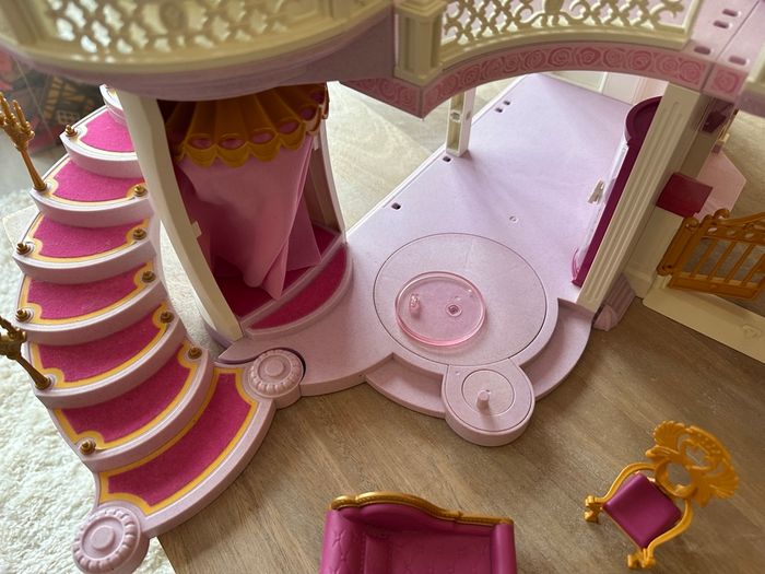 Château de princesse Playmobil  5142 - photo numéro 3