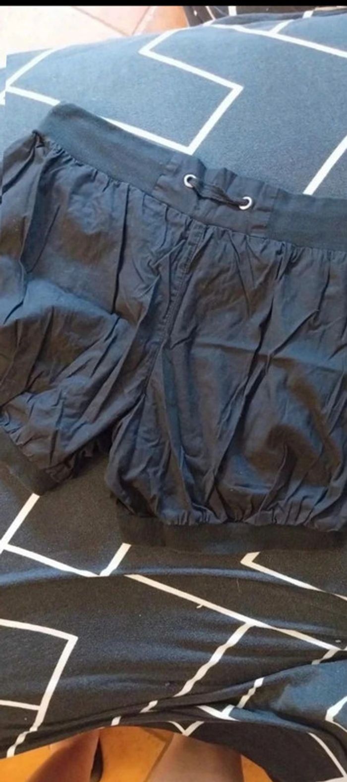 Short TM noir - photo numéro 6