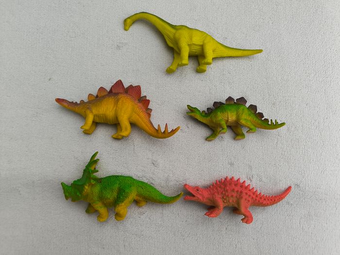 Lot 14 dinosaures - photo numéro 7