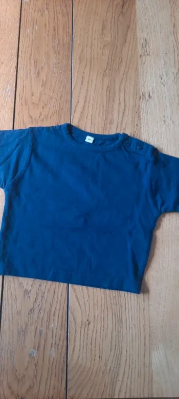 Tee shirt
