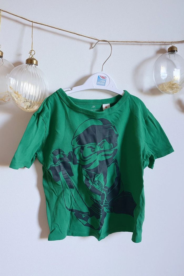 🟢 Tee-shirt Ninjago LEGO – H&M – 4/6 ans 🟢
