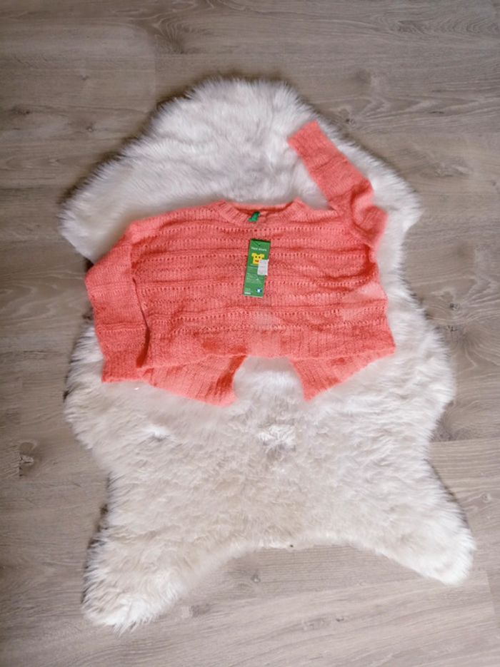 Neuf Benetton xxs soit 3/4 ans pull ajourée leger