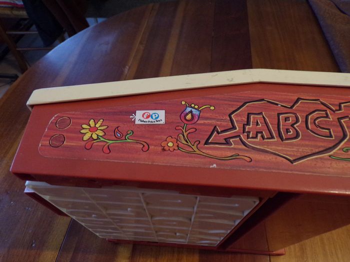 Ancien jouet Fisher Price Toys School Days Desk école Lettres Chiffres 1972 - photo numéro 2