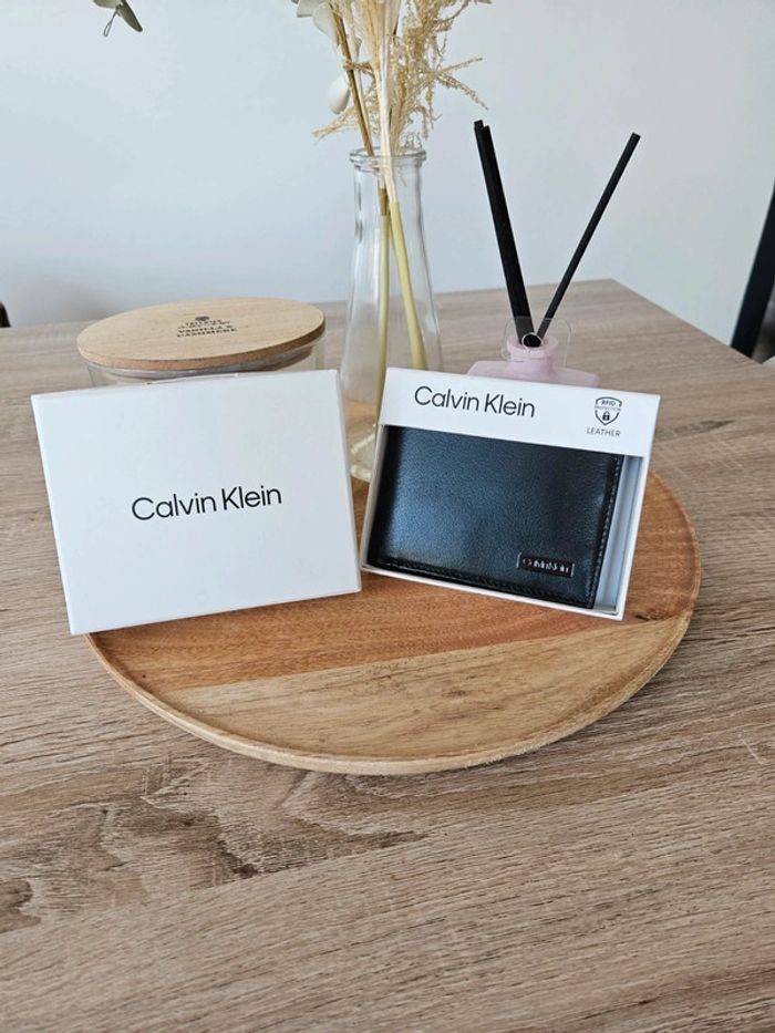 Portefeuille Calvin Klein - photo numéro 13