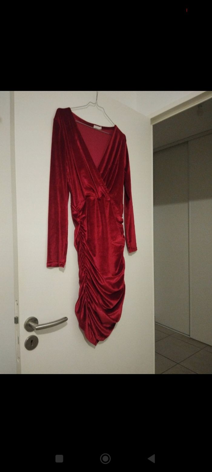 Robe femme rouge - photo numéro 2