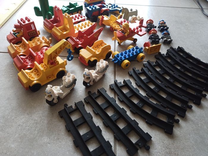 Gors lot ou à la pièce LEGO DUPLO surtout vintage ou plus récent - photo numéro 5