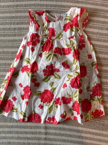 Robe à fleurs 12 mois comme neuve