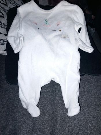 Pyjama kiabi taille 1mois 52/54cm 4kg