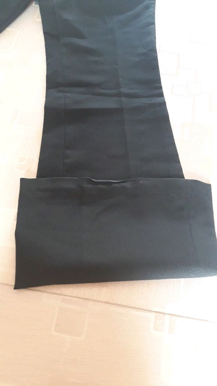 Pantalon noir de chez Jennifer - photo numéro 3