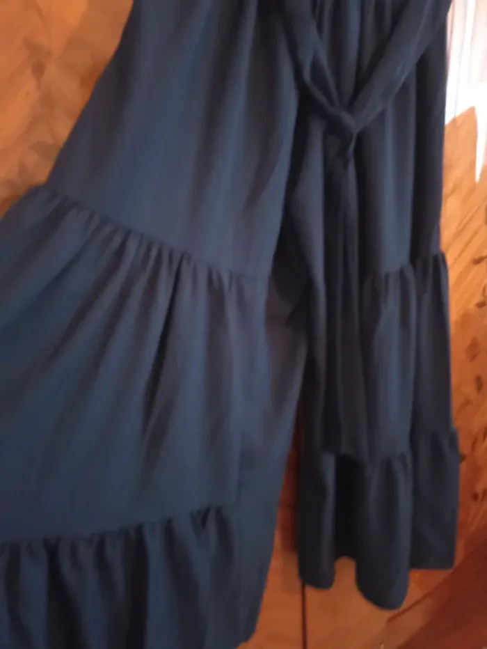 Magnifique pantalon volanté -T M ou  L - photo numéro 3