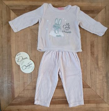 Pyjama lapin 2ans