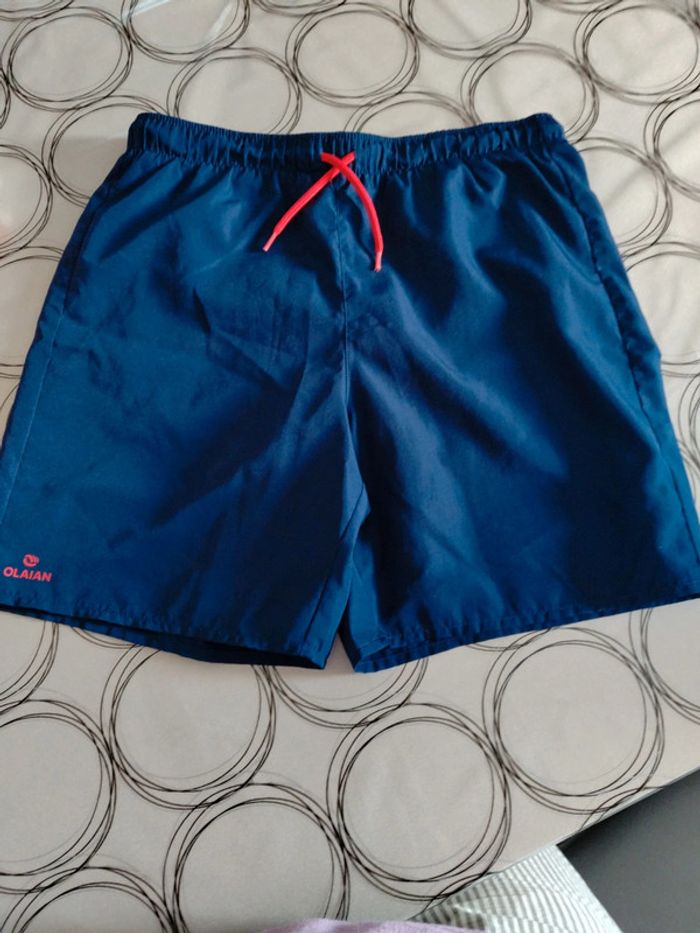 Maillot de bain 14 ans comme neuf