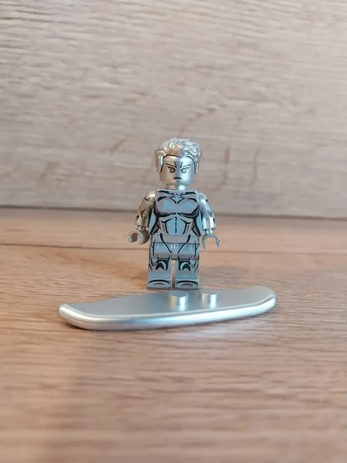 Figurine type lego Surffeur D'argent les 4 Fantastiques Marvel