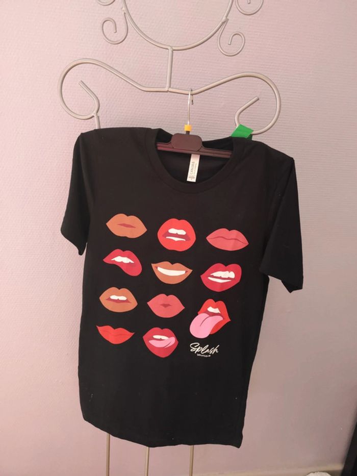 Tee shirt younique