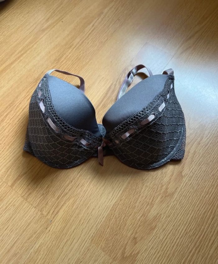 Soutien gorge passionata taille 90B gris et ruban rose