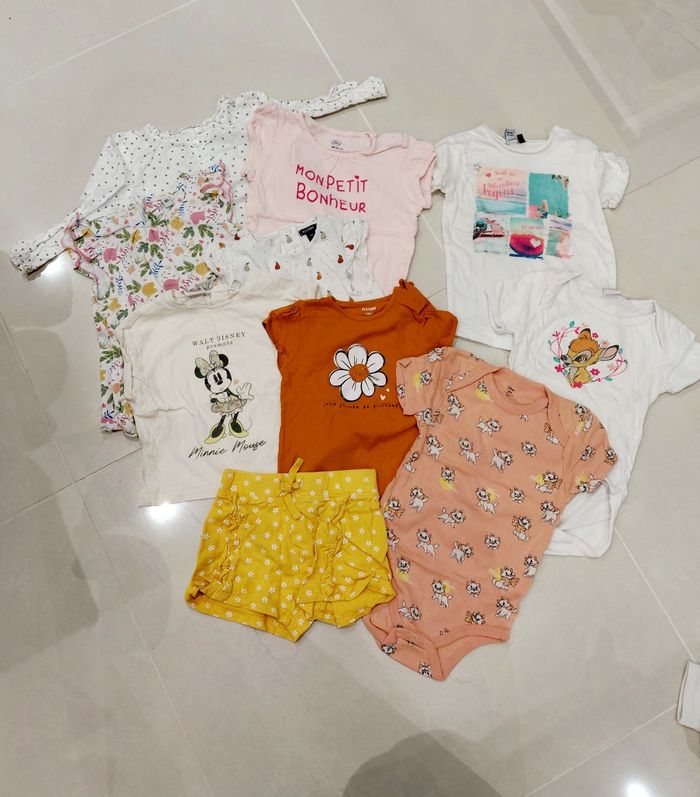 Gros lot 10 vêtements d'été t-shirt body short 18 mois 80cm