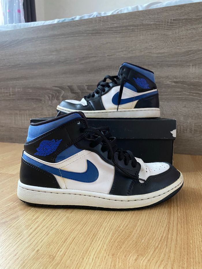 Nike air Jordan 1 mid White/ racer blue black - photo numéro 3